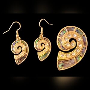 Earrings and pendant set